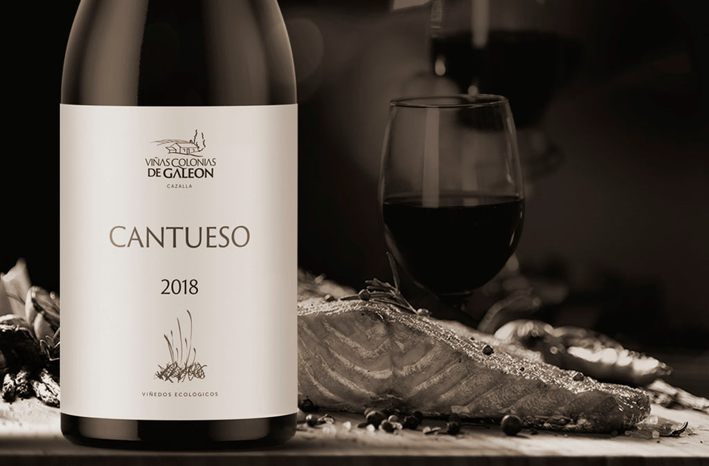 Salmón a las finas hierbas y Cantueso: el maridaje perfecto