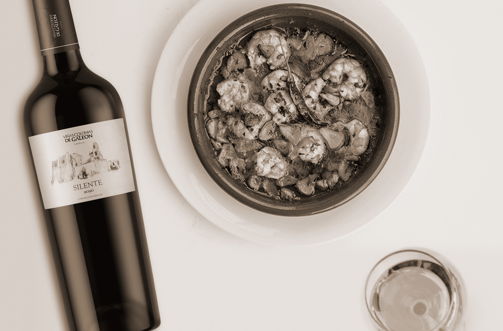 Silente y gambas al ajillo, un maridaje puramente andaluz.